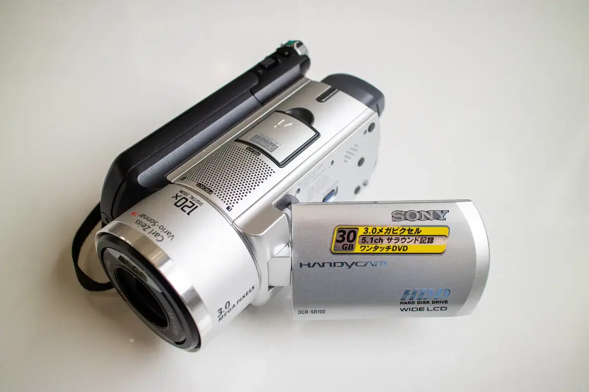 ジャンク品 SONY DCR-SR100 ビデオカメラ本体